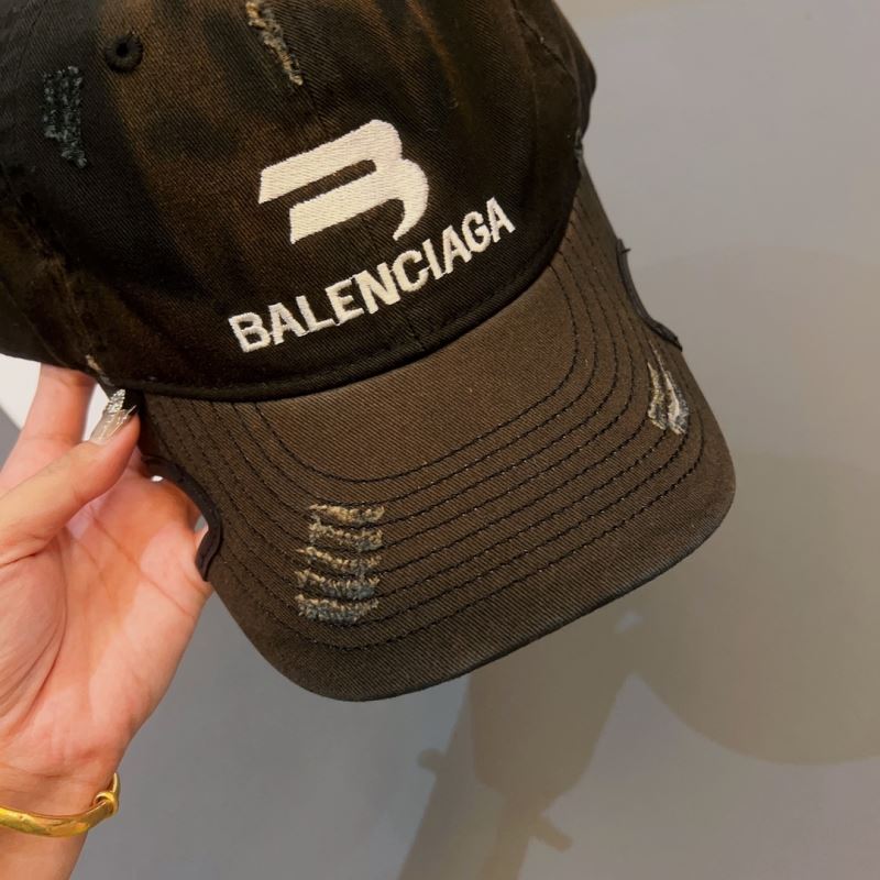 BALENCIAGA